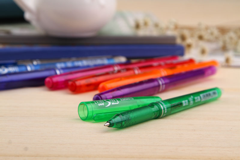 8Pcs/Set Erasable Gel Pen 0.7mm 0.5mm Bullet Tip Blue Black Red Ink Refill Rods 8 Color Writing Drawing Painting Washable Handle 8Pcs/Set Erasable Gel Pen 0.7mm 0.5mm Bullet Tip Blue Black Red Ink Refill Rods 8 Color Writing Drawing Painting Washable Handle