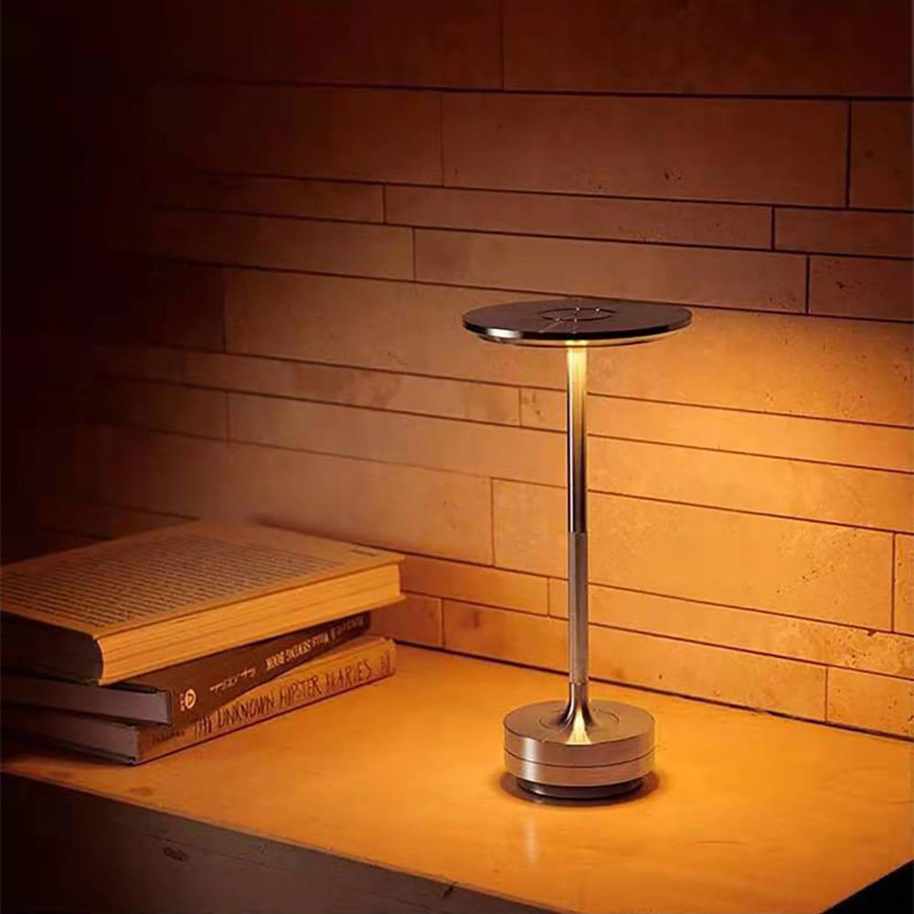 Simple charging desk lamp restaurant bar desk lamp dimming atmosphere retro portable charging touch USB desk lamp Simple charging desk lamp restaurant bar desk lamp dimming atmosphere retro portable charging touch USB desk lamp
