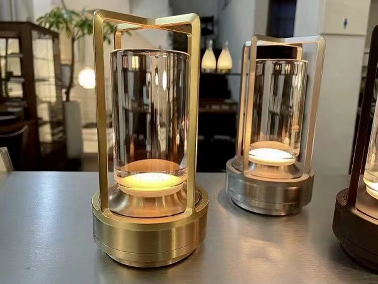 Simple charging desk lamp restaurant bar desk lamp dimming atmosphere retro portable charging touch USB desk lamp Simple charging desk lamp restaurant bar desk lamp dimming atmosphere retro portable charging touch USB desk lamp
